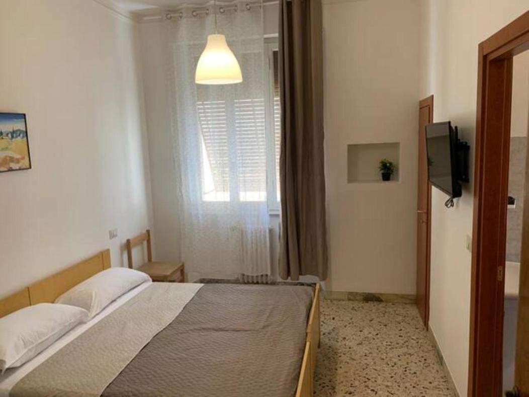 Daniele Rooms Arezzo Szoba fotó